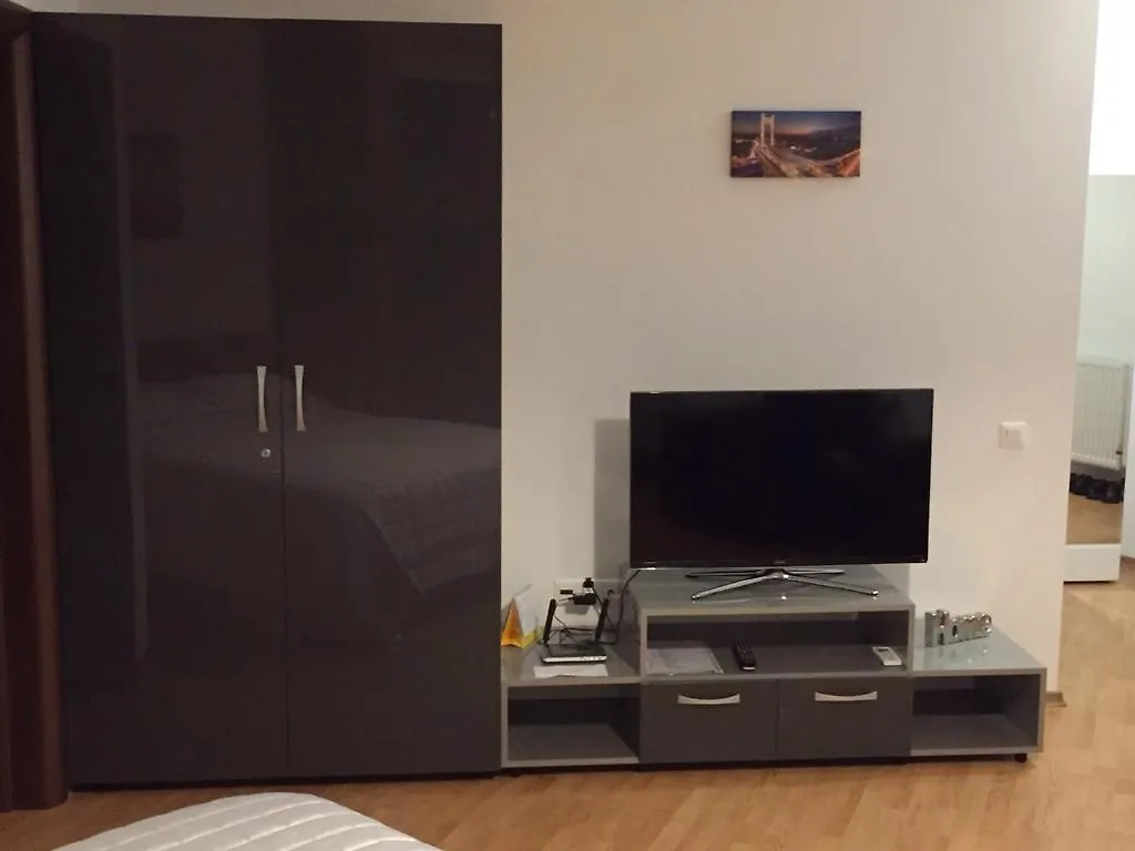 Cosmo Plaza Home Bucharest Apartment